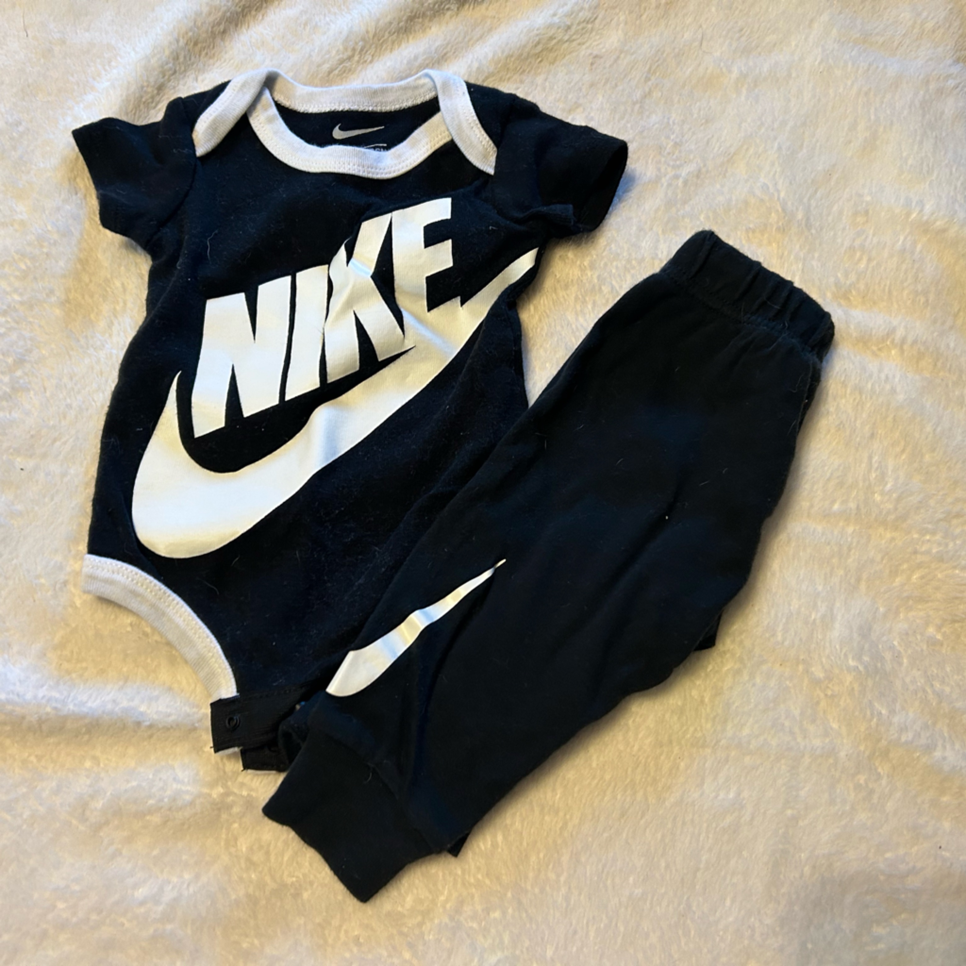 Nike Set | Size: 0-6 Months | Color: Black